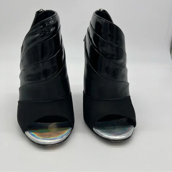 L.A.M.B.Black Patent Leather Open Toe Ankle Boots Silver Stiletto Heel Modern - Picture 2 of 13